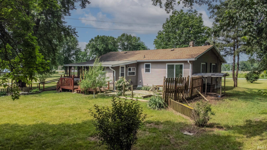 Listing Image 9