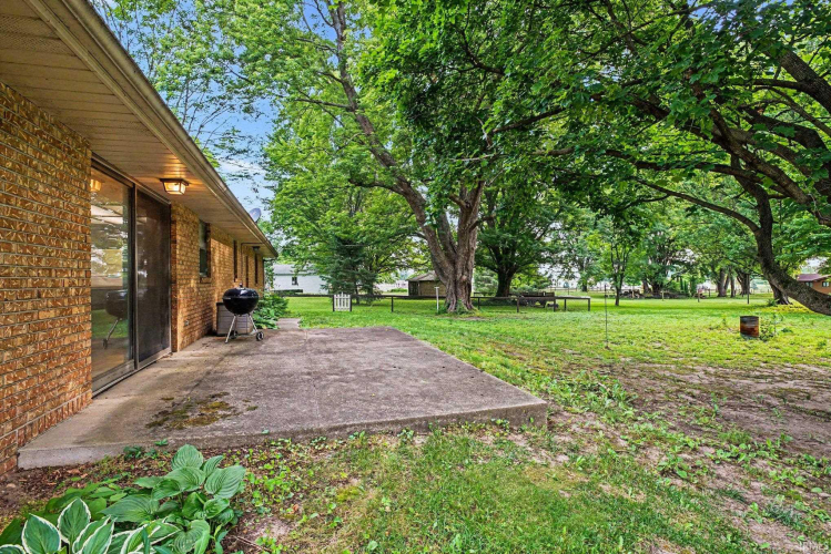 Listing Image 22
