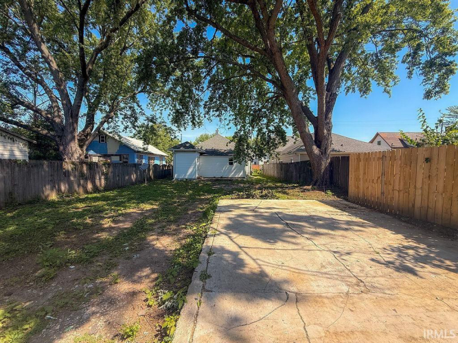 Listing Image 39