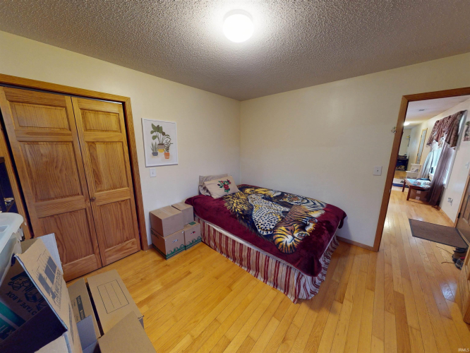 Listing Image 24