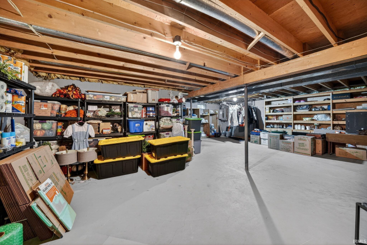 Listing Image 33