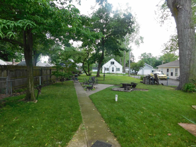 Listing Image 5