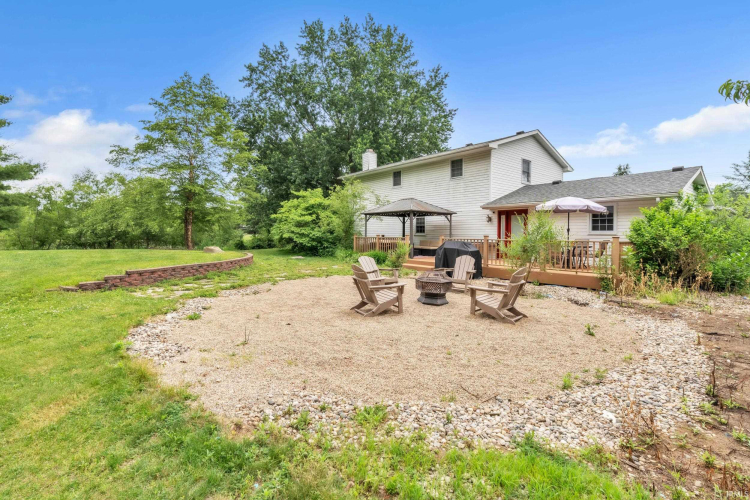 Listing Image 44