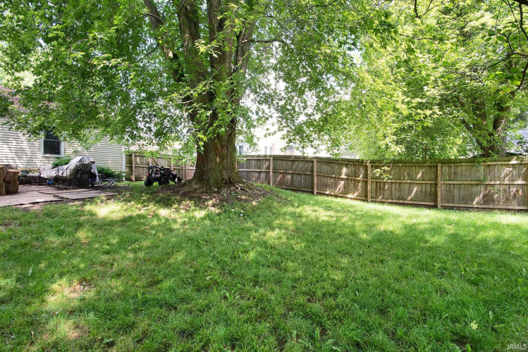Listing Image 17