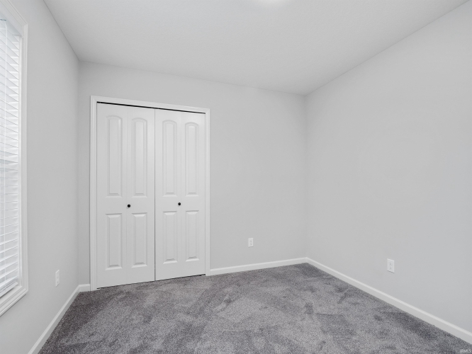 Listing Image 24