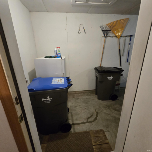 Listing Image 43