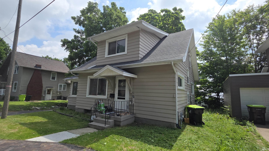 Listing Image 3