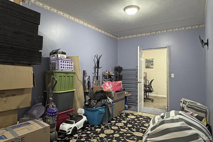 Listing Image 37