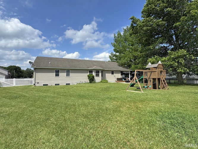 Listing Image 38