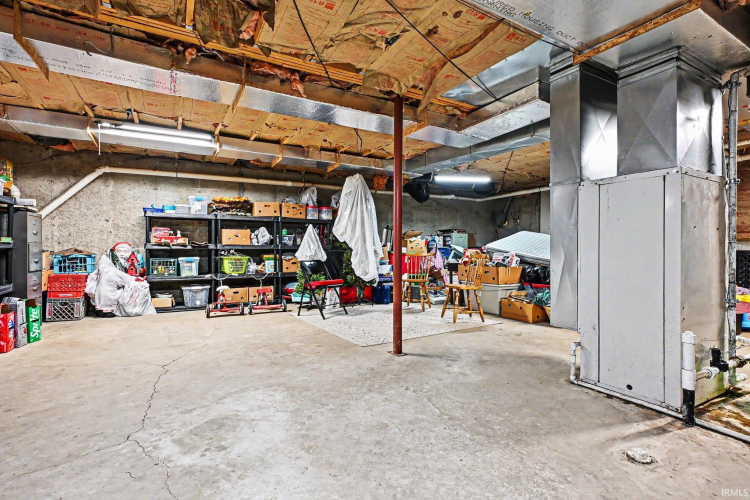 Listing Image 17