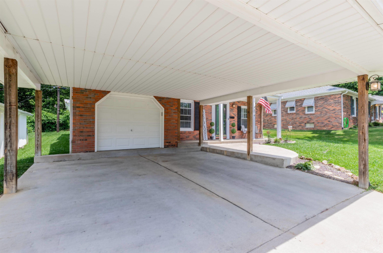 Listing Image 44