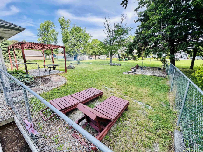 Listing Image 20