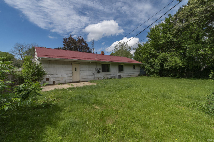Listing Image 16