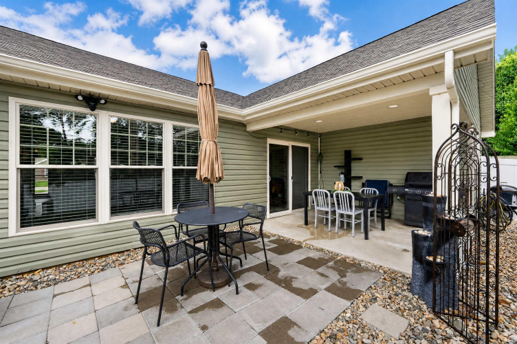 Listing Image 23