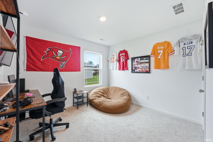 Listing Image 37