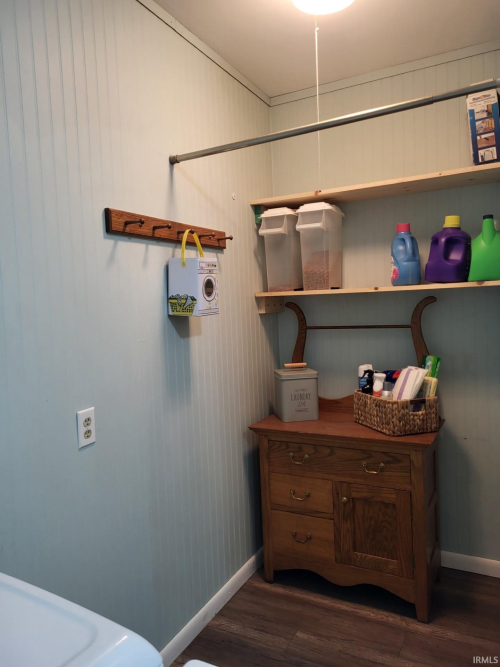 Listing Image 16