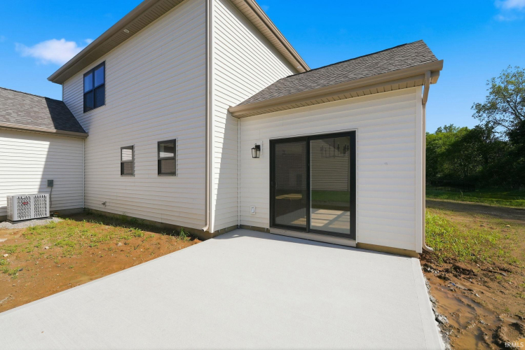 Listing Image 32