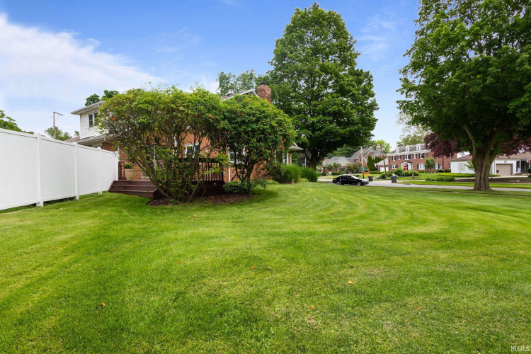 Listing Image 38