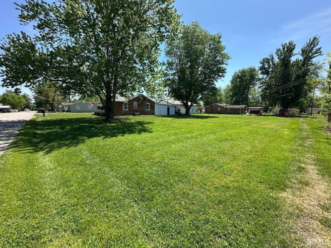 Listing Image 13