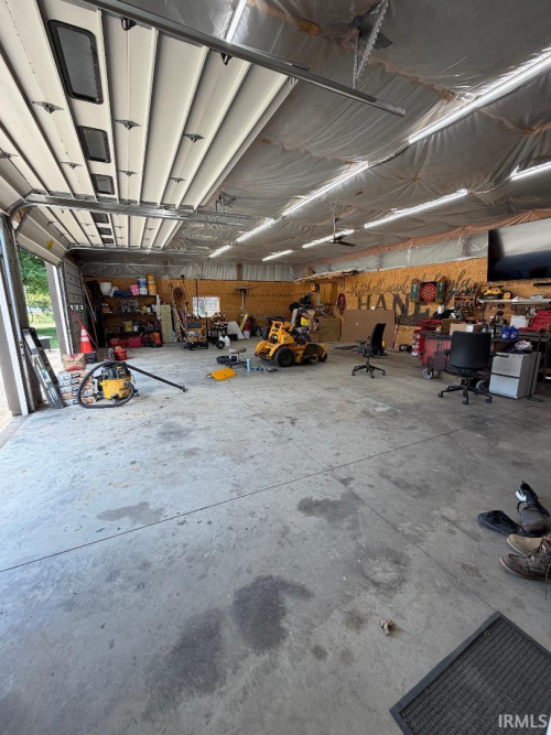 Listing Image 17