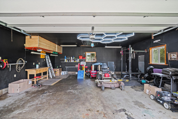 Listing Image 17