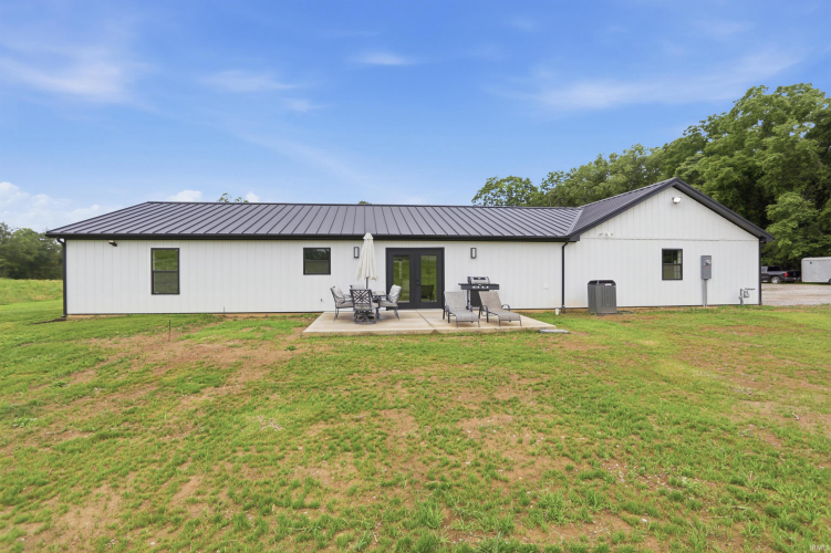 Listing Image 36