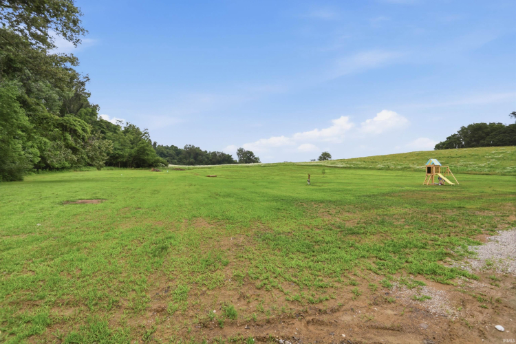 Listing Image 42