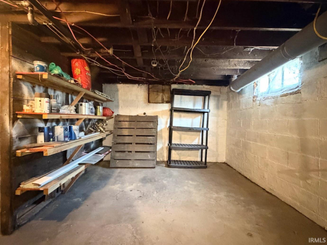 Listing Image 17