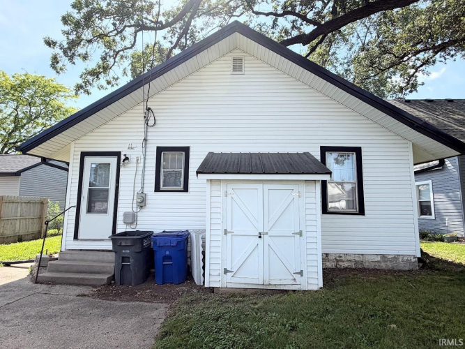 Listing Image 19