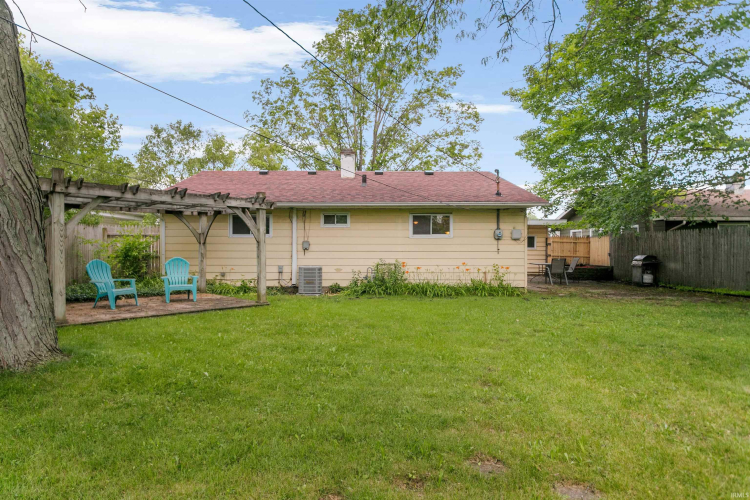 Listing Image 16
