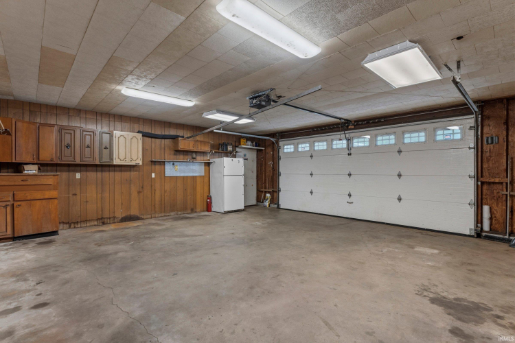 Listing Image 24