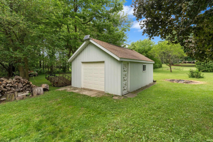 Listing Image 28