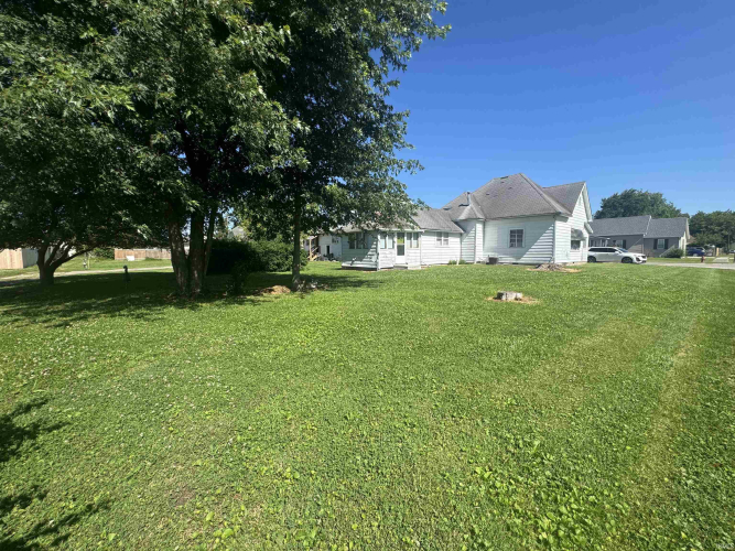 Listing Image 14