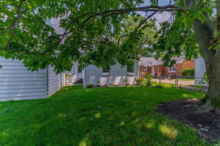 Listing Image 26