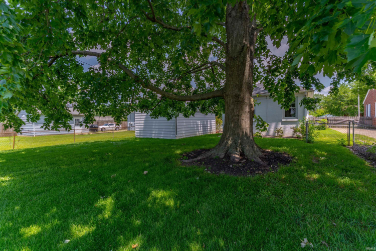 Listing Image 27