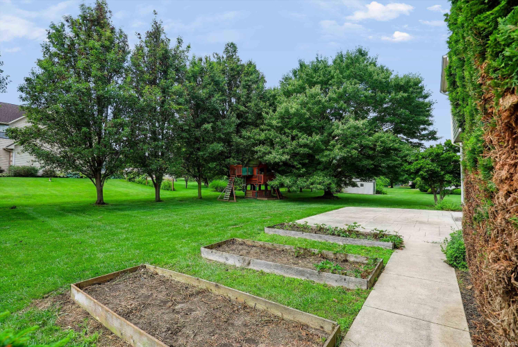 Listing Image 48