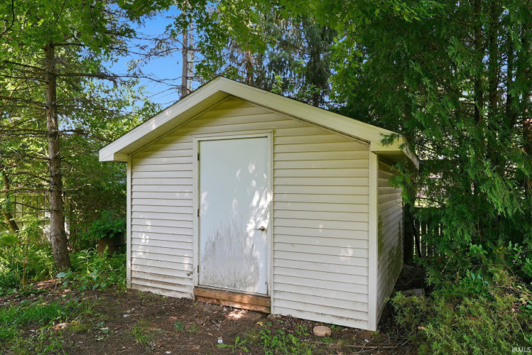 Listing Image 43
