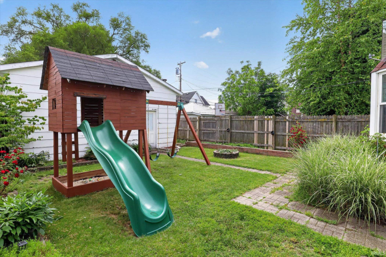Listing Image 32