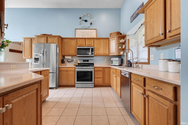 Listing Image 2