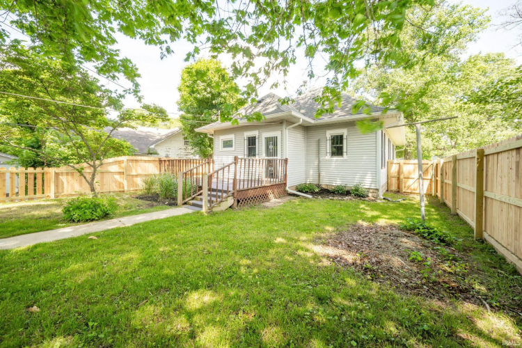 Listing Image 16
