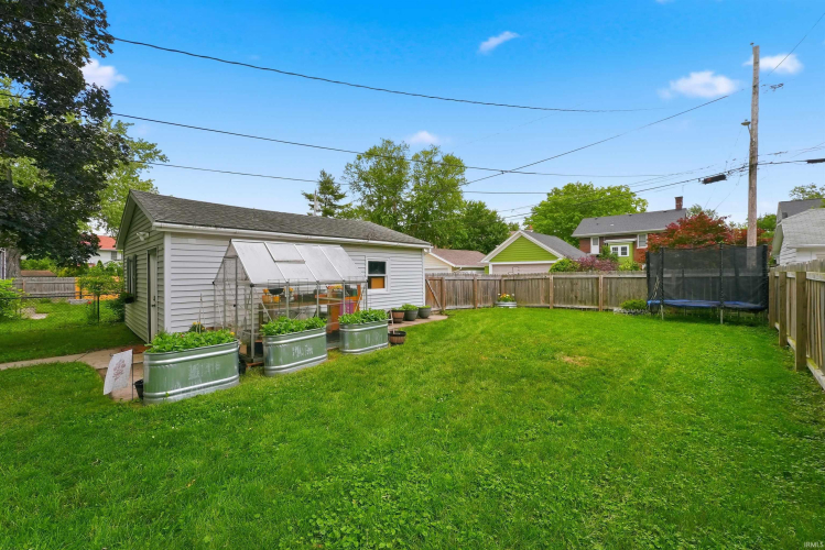 Listing Image 39