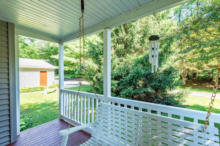 Listing Image 8