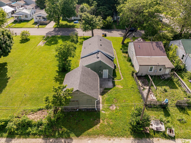 Listing Image 7