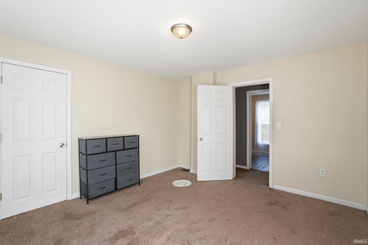 Listing Image 28