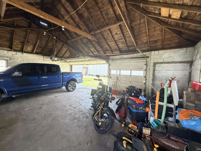 Listing Image 29