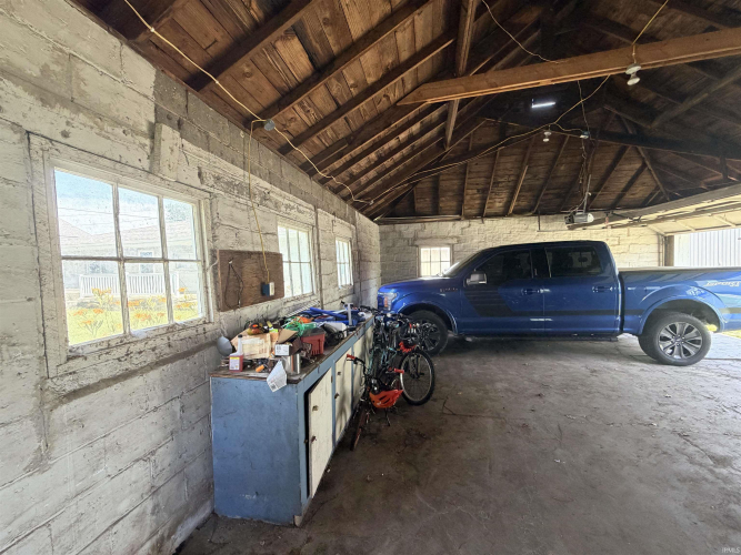Listing Image 30