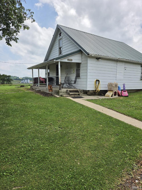 Listing Image 11