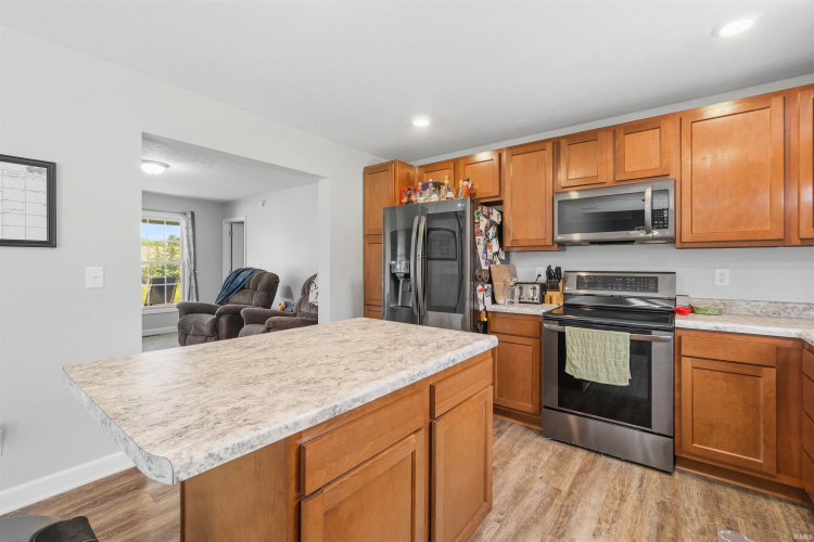 Listing Image 7