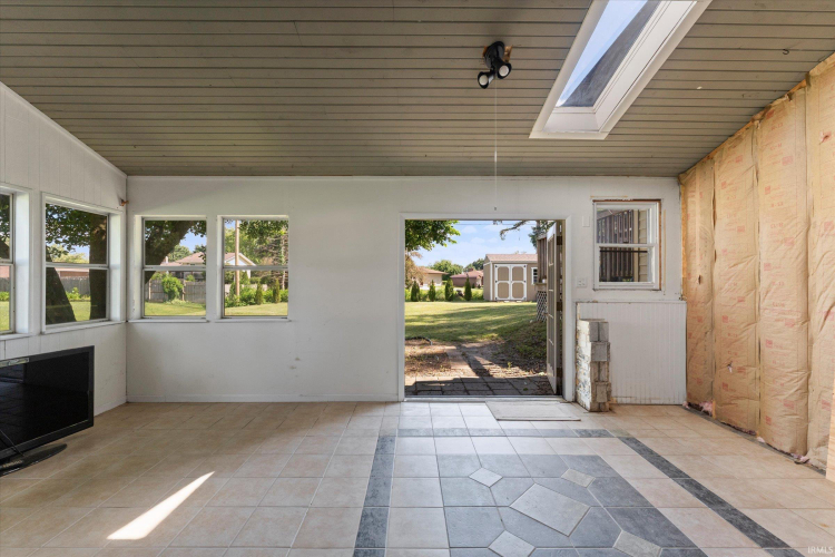 Listing Image 29