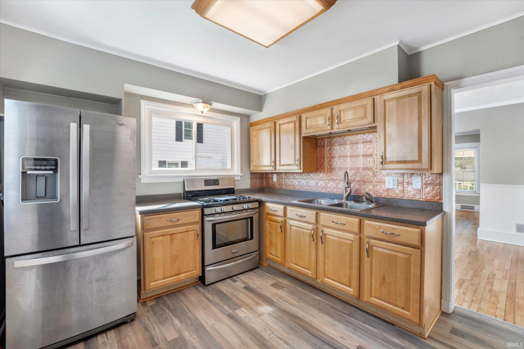 Listing Image 13